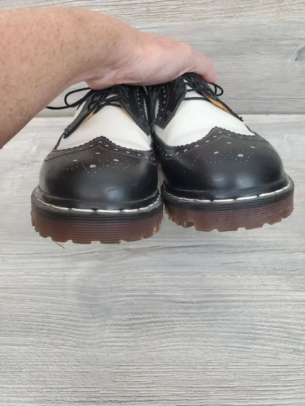 Doc Martens 3989 Bex Smooth Leather Brogue Shoes